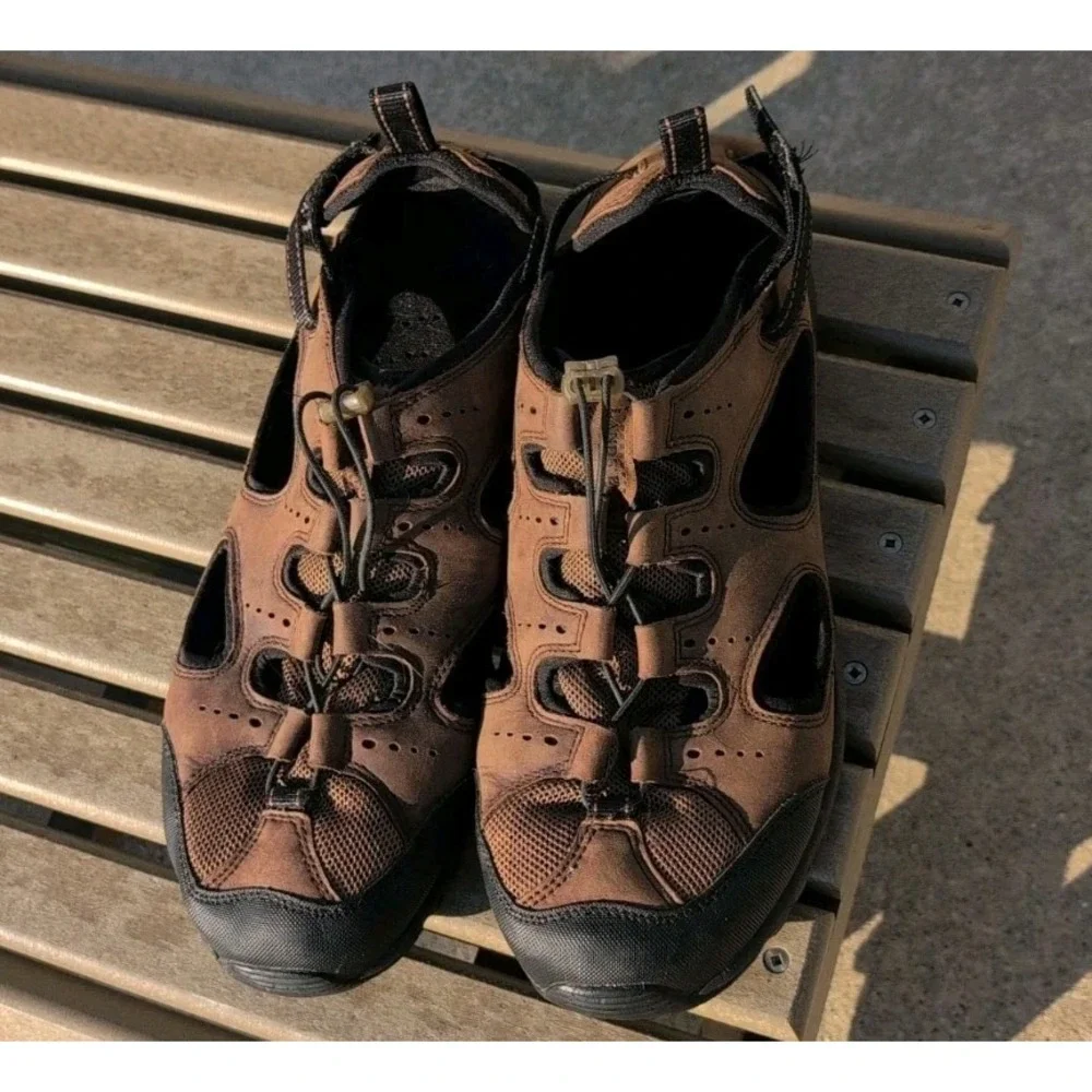 Lands End Brown Suede Mesh Closed ToeHiking Sandals 12D Men's Bungee Closure GUC